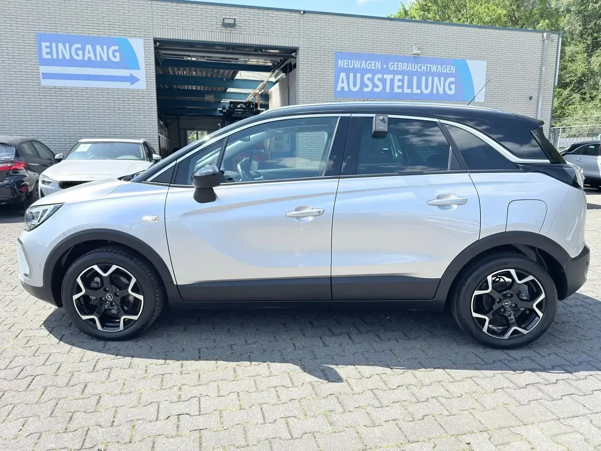 Gebraucht Opel Crossland Ultimate 110 PS (80 kW) 2023 Aluminiumgrau/metallic SUV