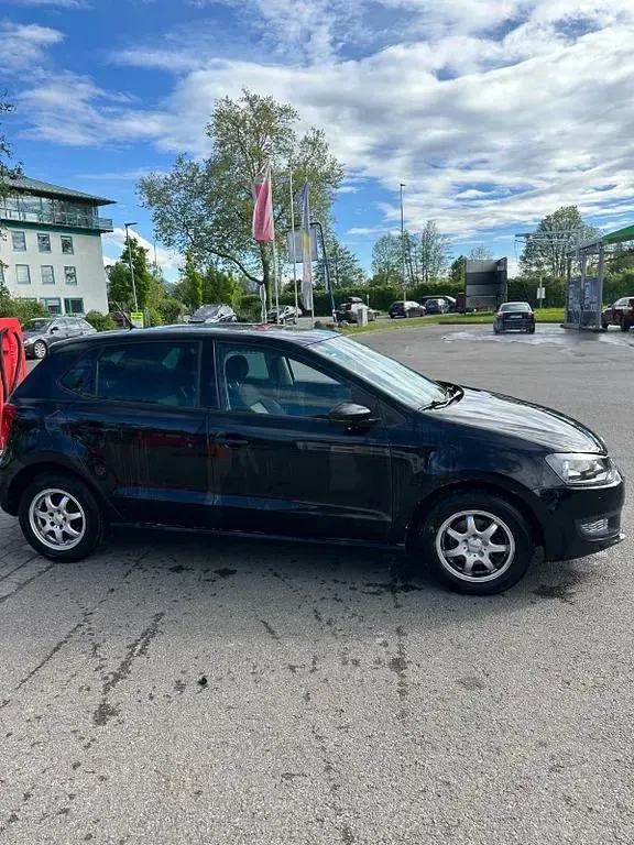 Gebraucht VW Polo Trendline 70 PS (51 kW) 2011 Schwarz Kleinwagen