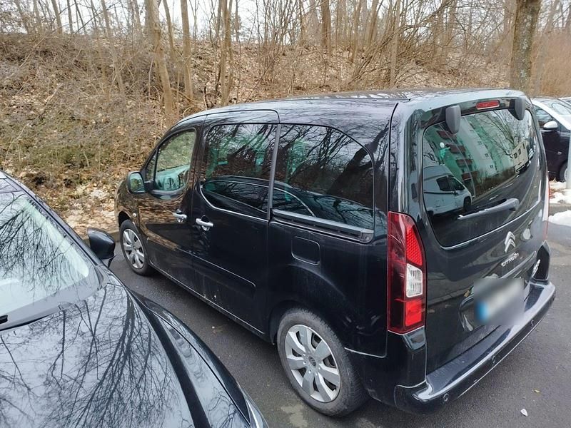 Gebraucht Citroën Berlingo 99 PS (72 kW) 2016 Schwarz Van / Kleinbus