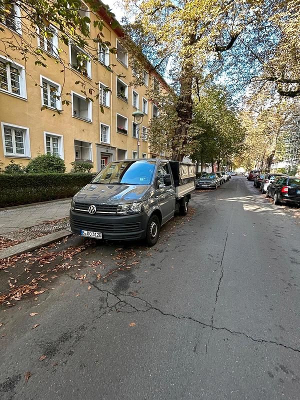 Gebraucht VW Crafter 140 PS (102 kW) 2018 Grau Van