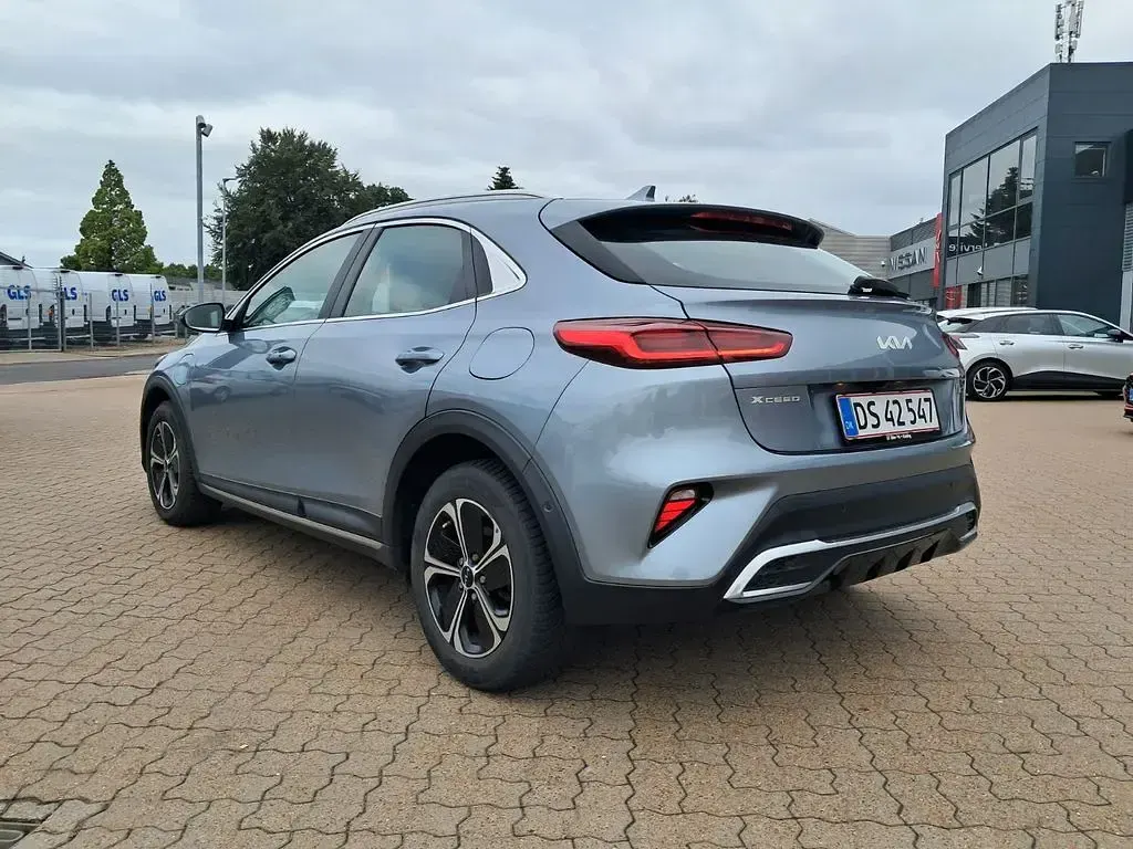 Gebraucht Kia XCeed Spirit 105 PS (77 kW) 2022 Silber SUV
