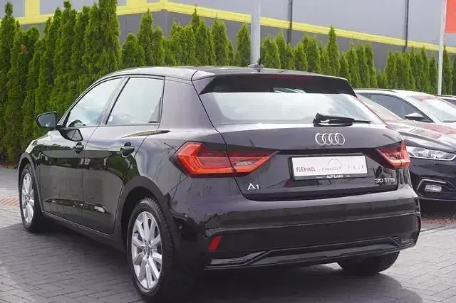 Gebraucht Audi A1 Advanced 116 PS (85 kW) 2020 Mythosschwarz metallic SUV