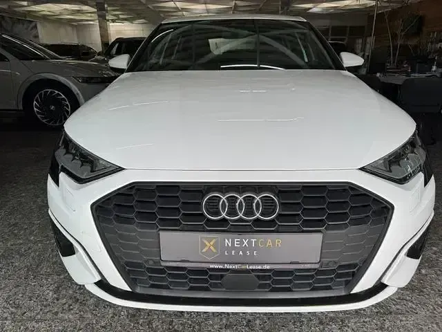 Gebraucht Audi A3 e-tron Advanced 116 PS (85 kW) 2022 Andere Kleinwagen