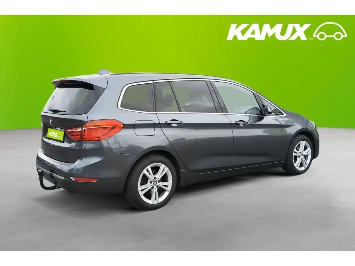 Gebraucht BMW 218 Gran Tourer Luxury Line 140 PS (102 kW) 2020 Grau Van / Kleinbus