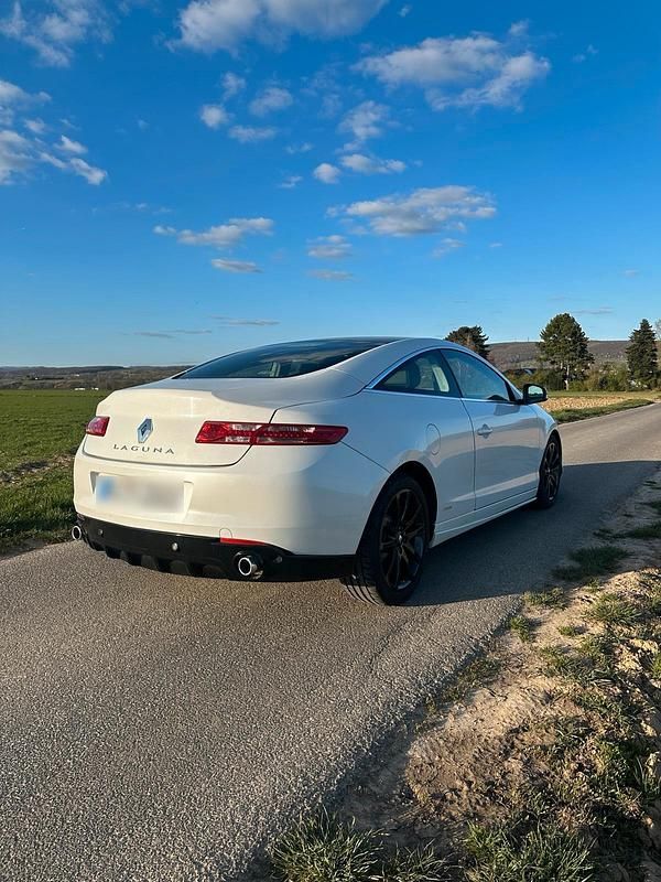 Gebraucht Renault Laguna Coupé 235 PS (172 kW) 2010 Weiß Coupé