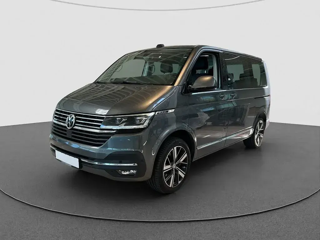Gebraucht VW Multivan Highline 199 PS (146 kW) 2020 Grau Van / Kleinbus