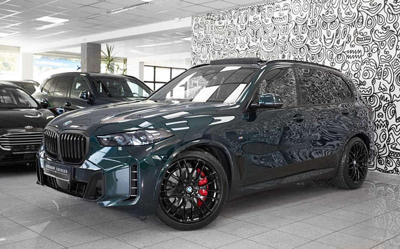 Grün Gebraucht 2024 BMW X5 M Sport SUV | 93.980 € (Teuer) - Bild 1/3
