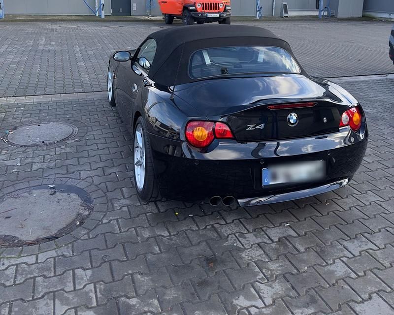 Gebraucht BMW Z4 Performance 231 PS (169 kW) 2003 Schwarz Cabrio