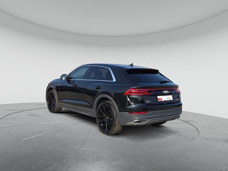 Gebraucht Audi Q8 Ambiente 286 PS (210 kW) 2023 Mythosschwarz metallic SUV