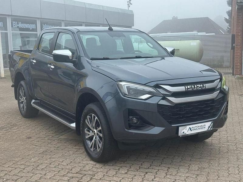 Gebraucht Isuzu D-Max 163 PS (119 kW) 2025 Schwarz Pickup