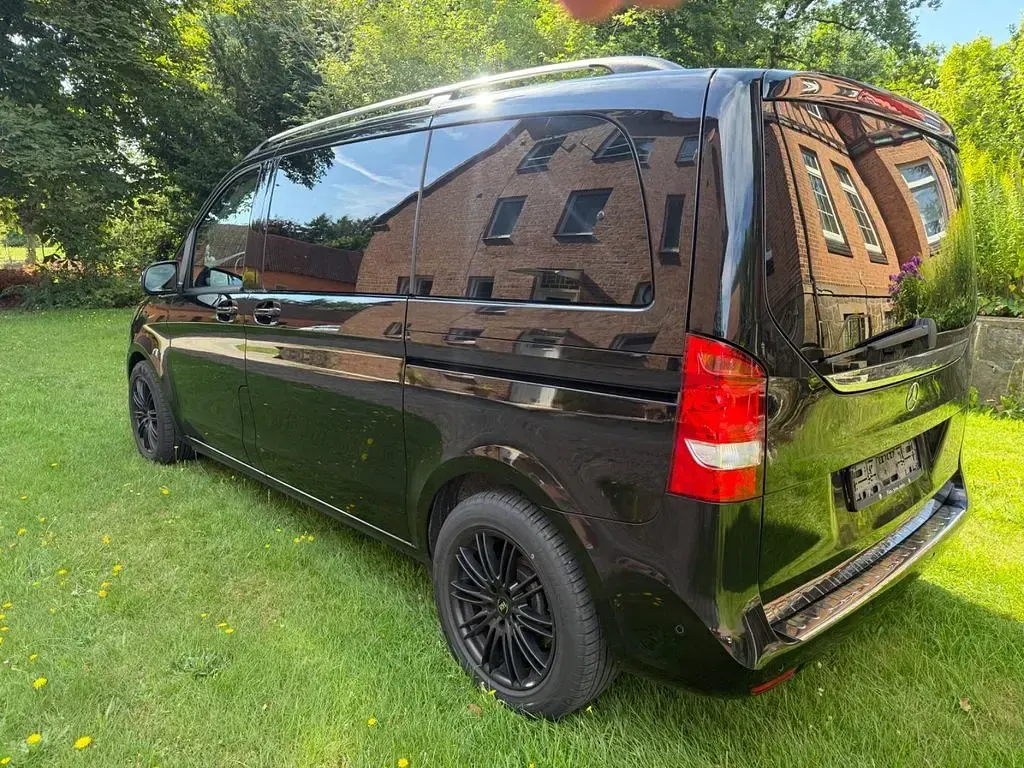 Gebraucht Mercedes V220 Edition 163 PS (119 kW) 2020 Schwarz Van / Kleinbus