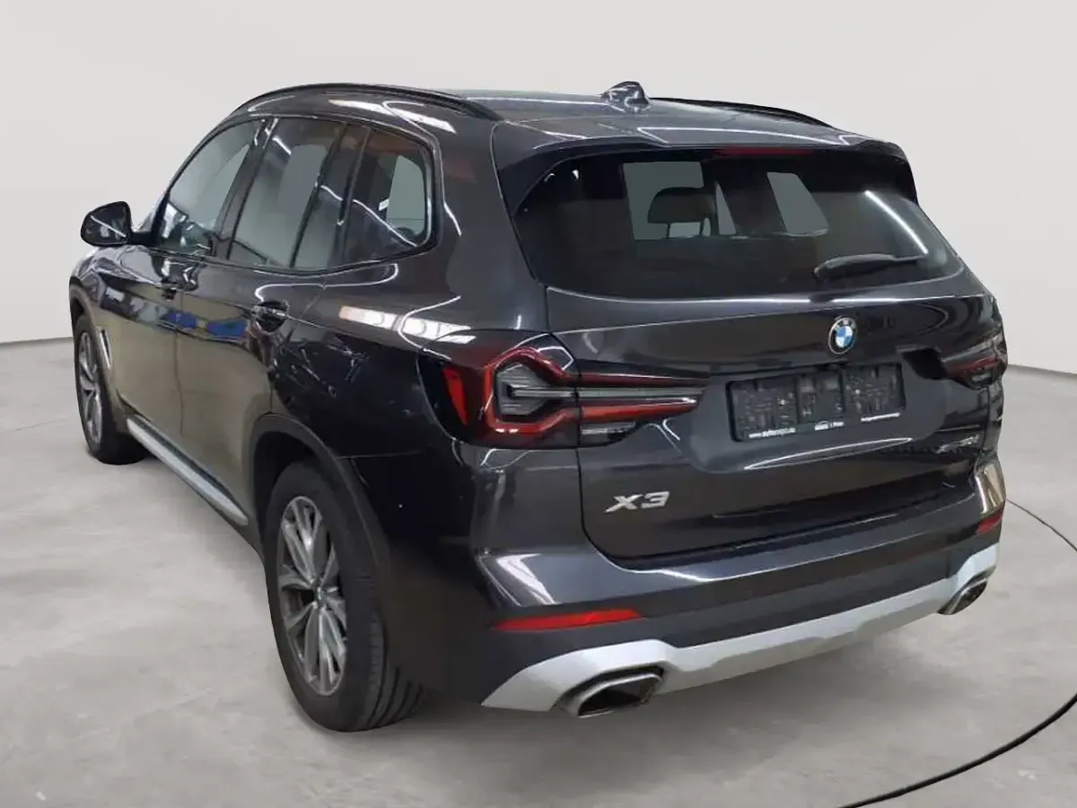 Gebraucht BMW X3 Performance 286 PS (210 kW) 2022 Sophistograu brillanteffekt metallic SUV