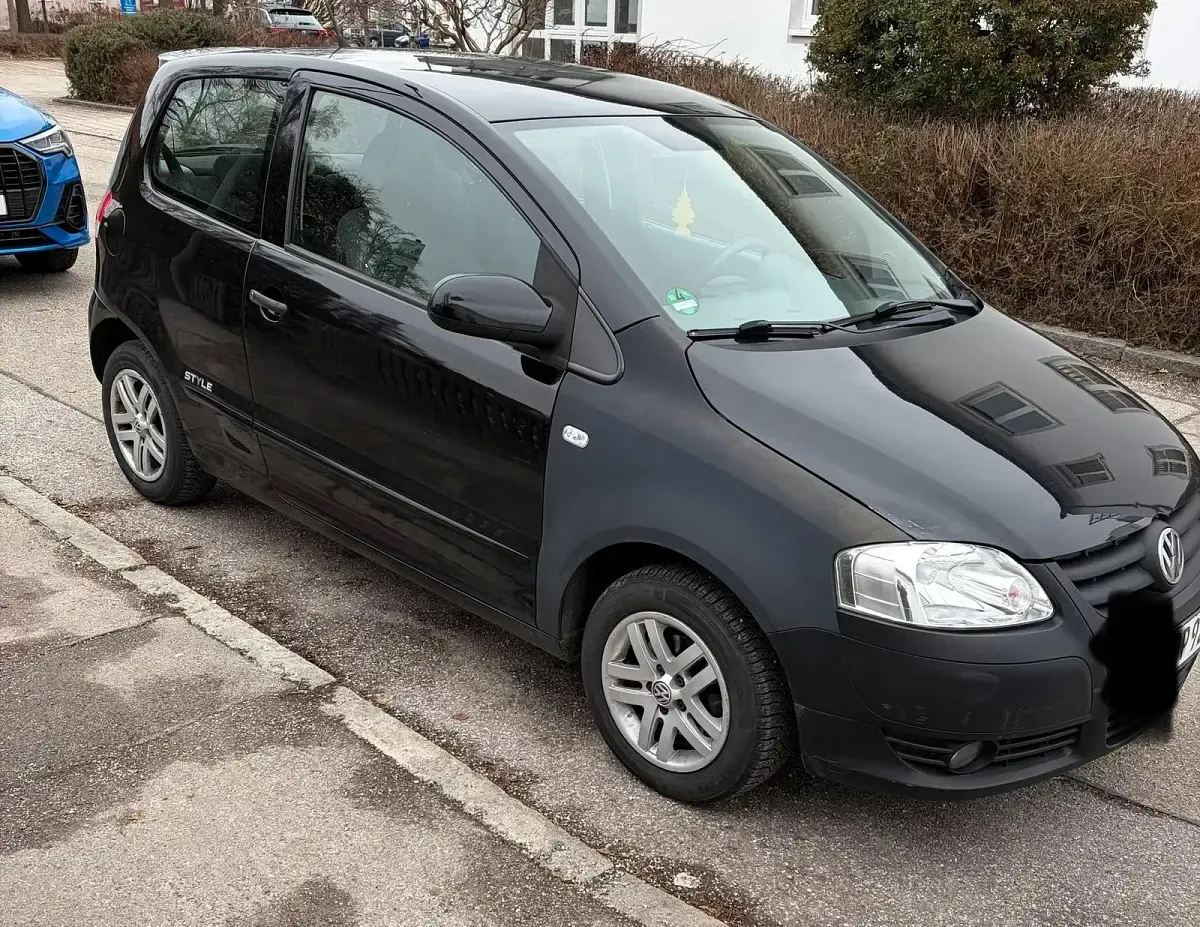 Używany VW Fox 56 KM (41 kW) 2010 Czarny Hatchback