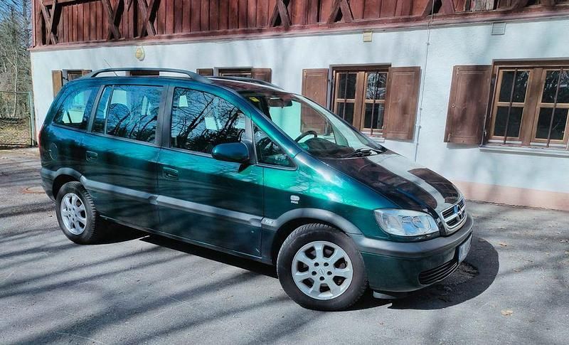 Gebraucht Opel Zafira Njoy 101 PS (74 kW) 2004 Grün Van / Kleinbus
