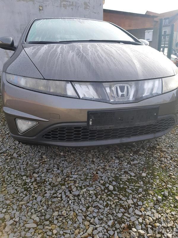 Occasion Honda Civic 88 ch (64 kW) 2007 Argent Berline