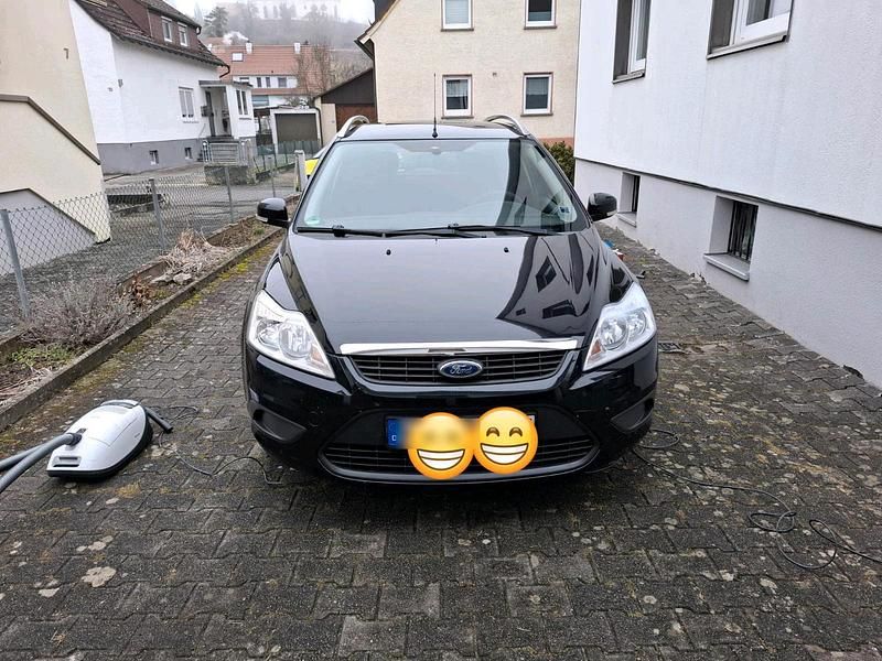 Usata Ford Focus 115 CV (84 kW) 2010 Nero Station wagon