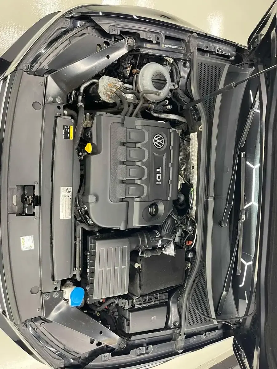 Usata VW Passat R-line 150 CV (110 kW) 2016 Nero Berlina