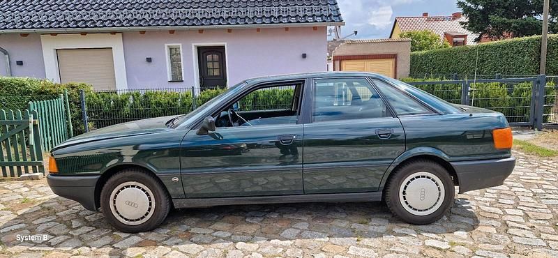 Grün Gebraucht 1990 Audi 80 Limousine | 4.250 € - Bild 1/4