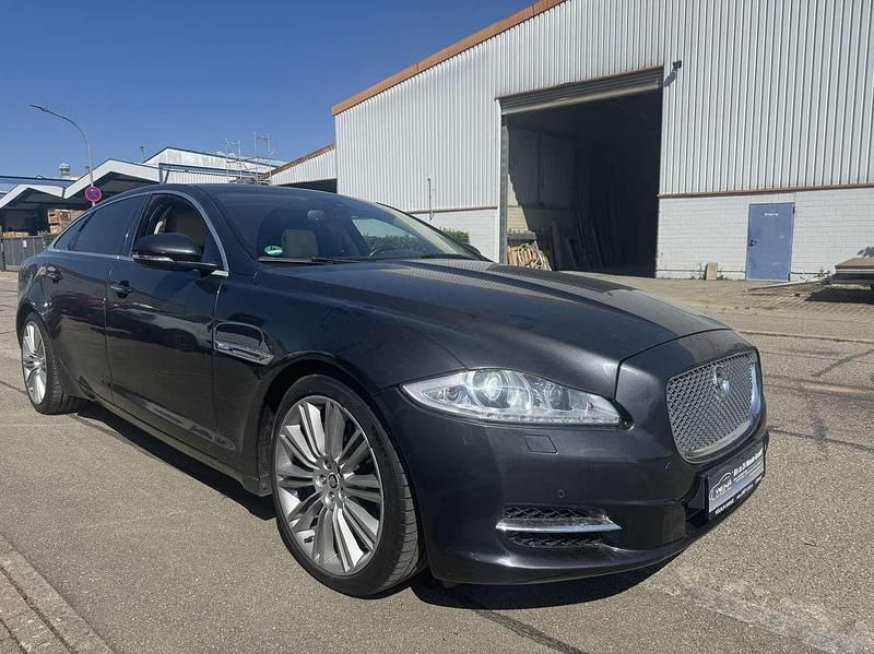 Gebraucht Jaguar XJ Premium Luxury 275 PS (202 kW) 2011 Other Limousine