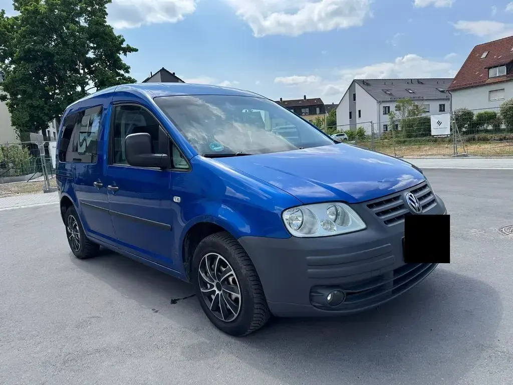 Second-hand VW Caddy Life 105 CP (77 kW) 2005 Albastru Monovolum