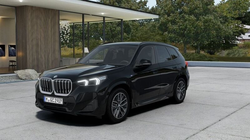 Schwarz Neu 2025 BMW X1 M Sport SUV | 44.940 € (Guter Preis) - Bild 1/4