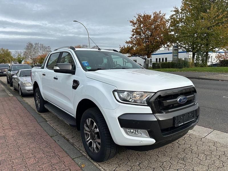 Weiß Gebraucht 2017 Ford Ranger Wildtrack Abholung | 19.900 € (Teuer) - Bild 1/4