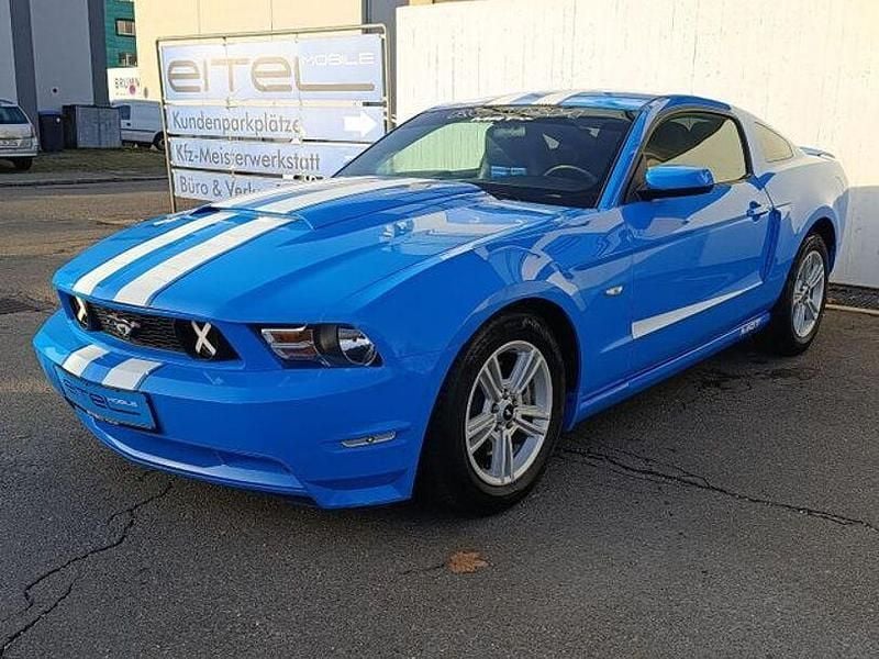 Blau Gebraucht 2012 Ford Mustang Coupé | 11.990 € (Superpreis) - Bild 1/4