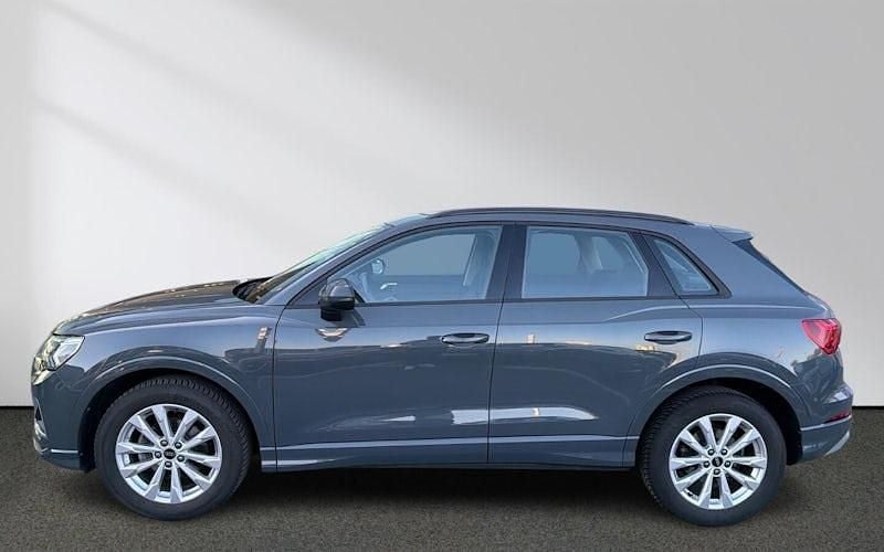 Gebraucht Audi Q3 Advanced Plus 150 PS (110 kW) 2023 Nanograu metallic SUV
