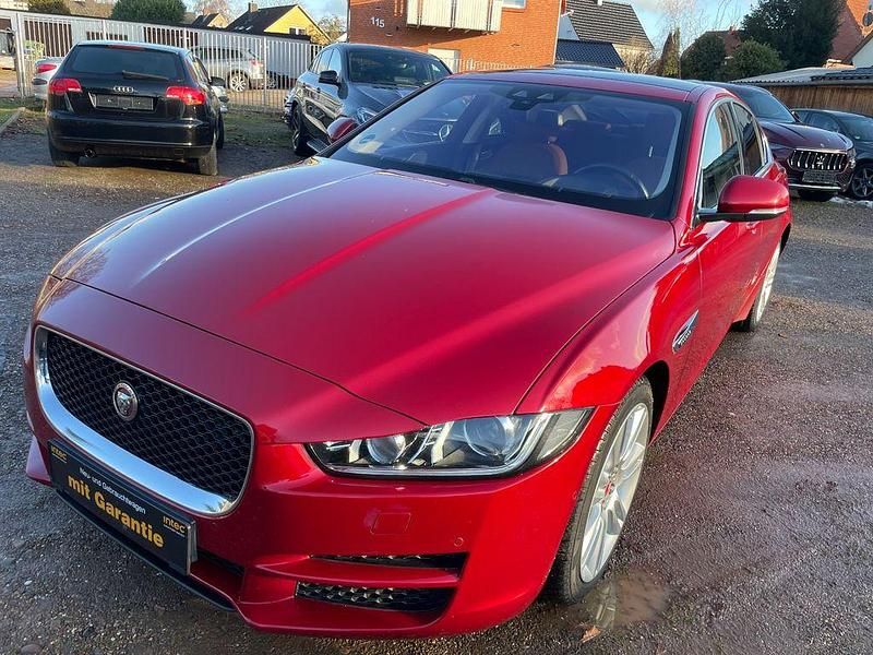Gebraucht 2015 Jaguar XE Portfolio Limousine | 11.499 € (Fairer Preis) - Bild 1/4