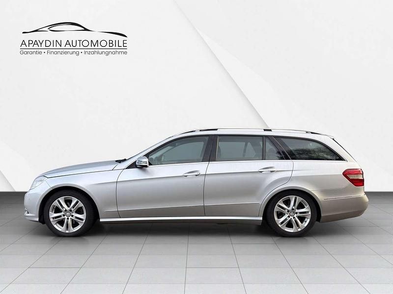 Gebraucht Mercedes E220 Elegance 170 PS (125 kW) 2012 Silber Kombi