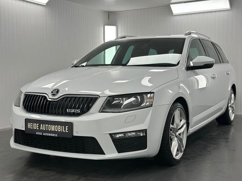 Weiß Gebraucht 2017 Skoda Octavia Sport Kombi | 13.950 € (Fairer Preis) - Bild 1/4