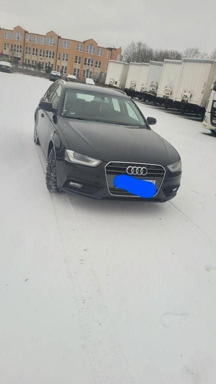 Gebraucht Audi A4 Ambiente 143 PS (105 kW) 2013 Schwarz Kombi