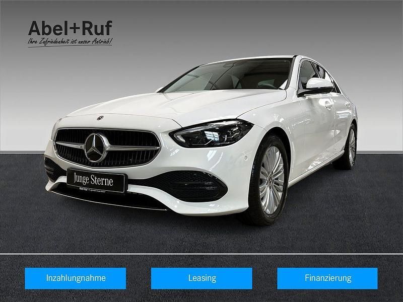 Unilack polarweiß Gebraucht 2024 Mercedes C180 Avantgarde Limousine | 35.279 € (Guter Preis) - Bild 1/4