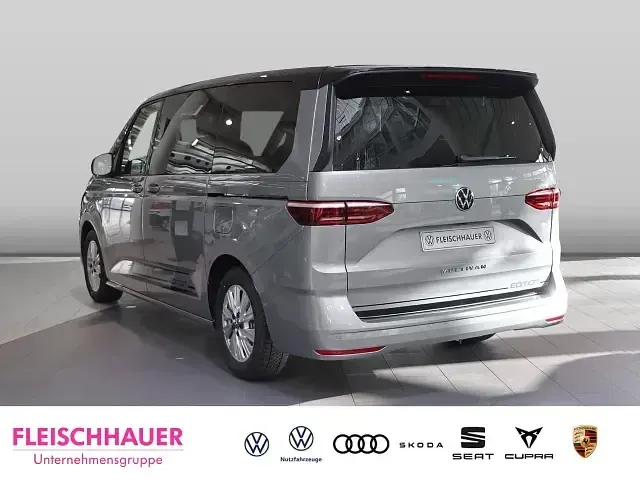 Neu VW Multivan Edition 150 PS (110 kW) 2026 Silber Van / Kleinbus