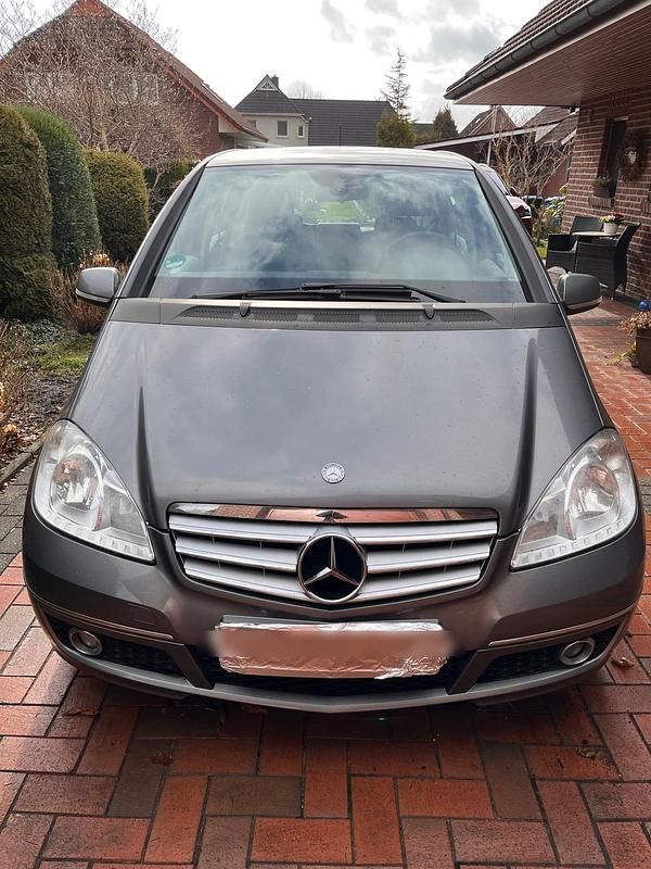 Gebraucht Mercedes A160 95 PS (69 kW) 2010 Grau Kombi
