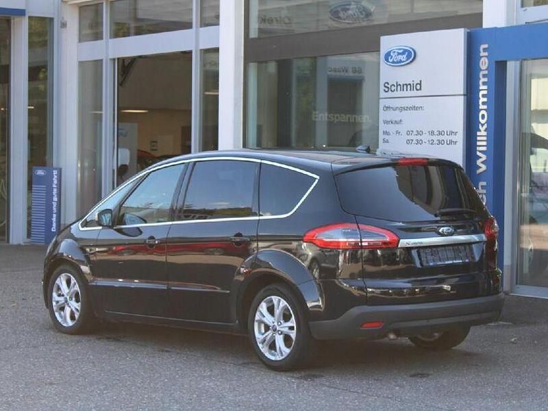 Gebraucht Ford S-MAX S 140 PS (102 kW) 2015 Schwarz Van / Kleinbus