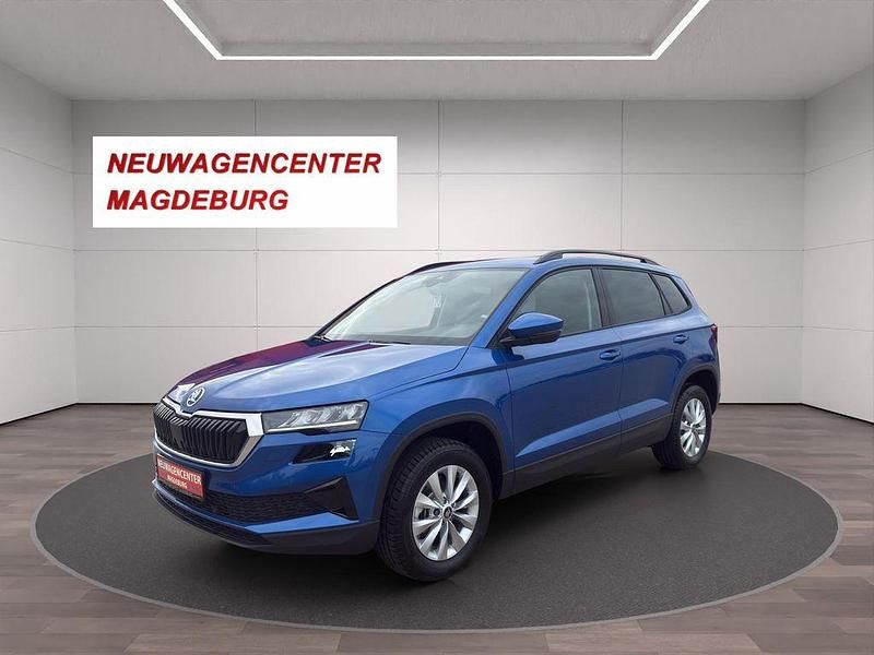 Raceblau metallic Neu 2025 Skoda Karoq SUV | 32.900 € (Guter Preis) - Bild 1/4