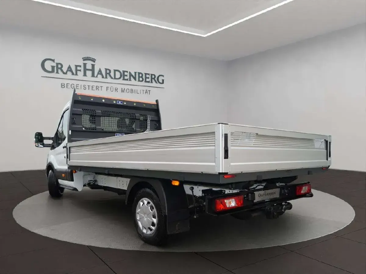 Neu Ford Transit Trend 131 PS (96 kW) 2025 Frostweiß Van / Kleinbus