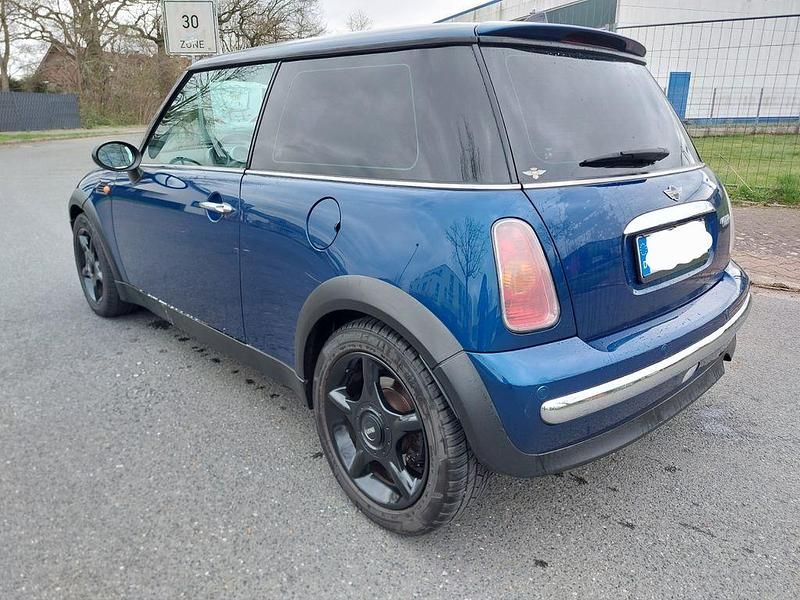 Second-hand Mini Cooper 116 CP (85 kW) 2003 Albastru Hatchback