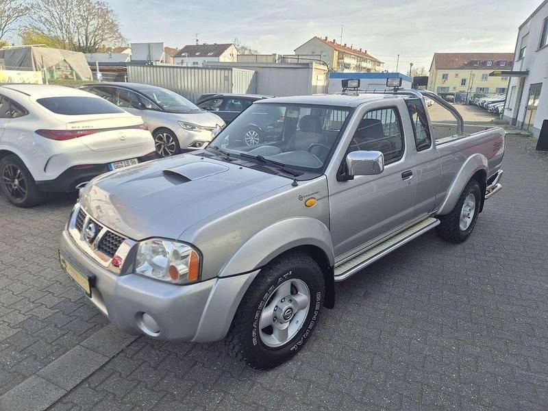Gebraucht Nissan Navara 133 PS (97 kW) 2003 Silber Pickup