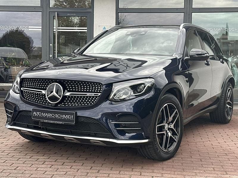 Blau Gebraucht 2018 Mercedes GLC43 AMG AMG SUV | 39.950 € (Superpreis) - Bild 1/4