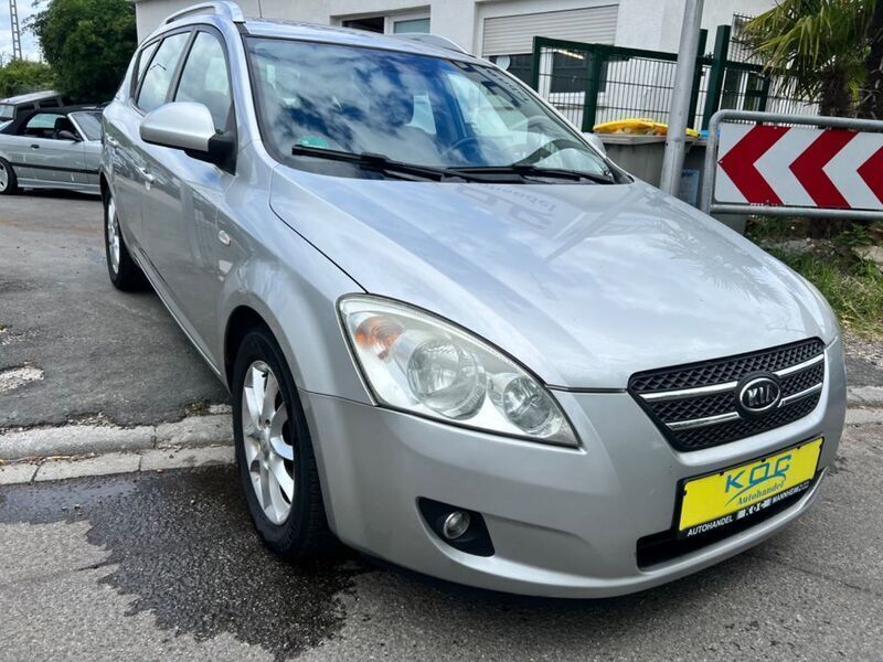 Silber Gebraucht 2008 Kia Ceed LX Kombi | 1.400 € - Bild 1/4