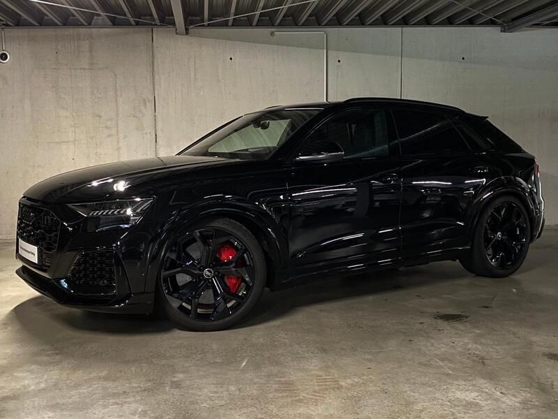 Mythosschwarz metallic Gebraucht 2022 Audi RS Q8 Ambiente SUV | 113.290 € (Superpreis) - Bild 1/4