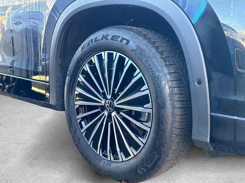 Gebraucht VW Tayron Life 150 PS (110 kW) 2025 Grenadillschwarz metallic SUV