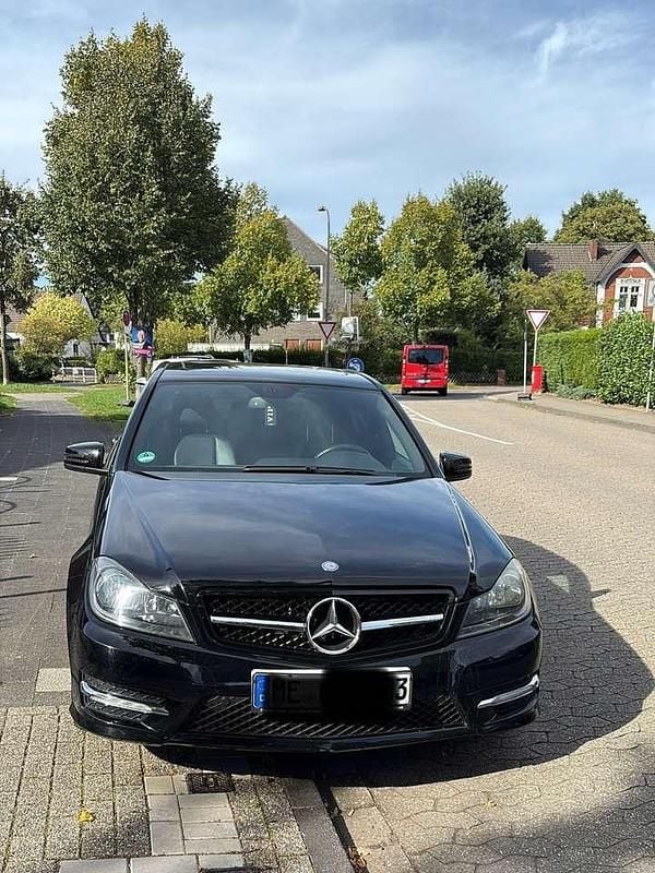 Gebraucht 2013 Mercedes C300 Sport Edition Limousine | 17.500 € - Bild 1/4