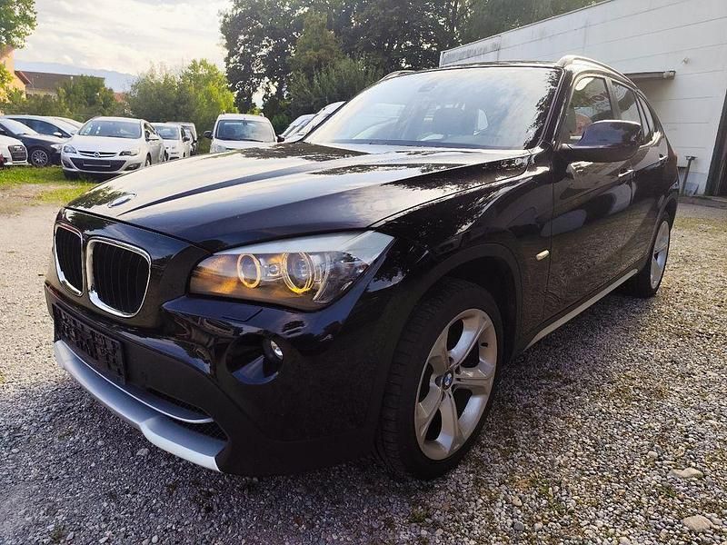 Schwarz Gebraucht 2011 BMW X1 Sport Line SUV | 5.700 € (Superpreis) - Bild 1/4