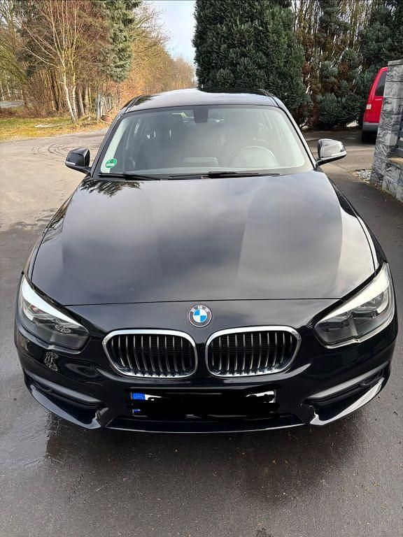 Gebraucht BMW 116 109 PS (80 kW) 2015 Schwarz Kleinwagen