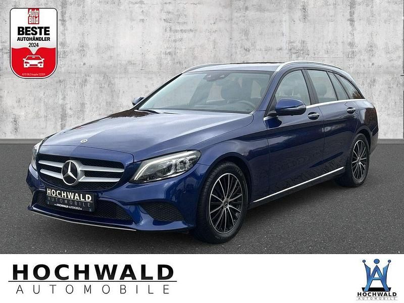 Blau Gebraucht 2020 Mercedes C220 Limousine | 19.920 € (Superpreis) - Bild 1/4