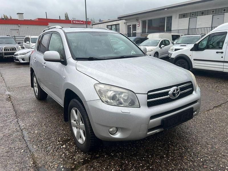 Silber Gebraucht 2008 Toyota RAV4 SUV | 6.600 € (Guter Preis) - Bild 1/4