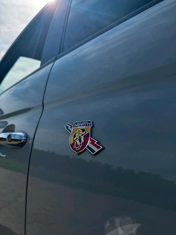 Andere farben Gebraucht 2010 Fiat 500C Abarth Cabrio | 11.900 € - Bild 1/4